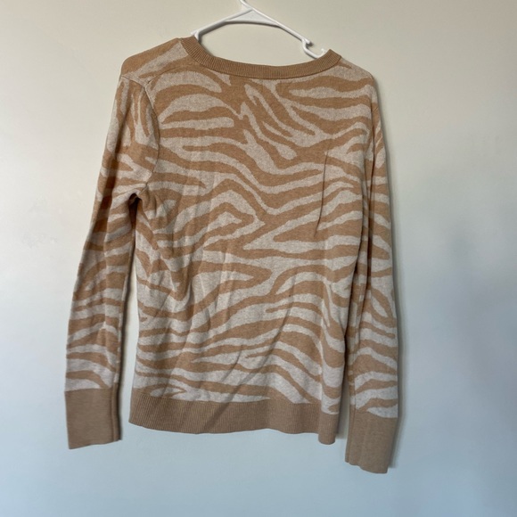 ZEBRA PRINT SWEATER - Picture 2 of 7